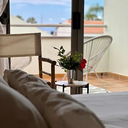 Casa de Férias Casa Con Terraza Y Piscina En Pasito Blanco, Cerca De Maspalomas